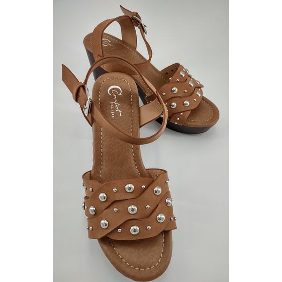 C Comfort Womens Sandals size 7M Brown Studded Open Toe Chunky Heel Ankle Strap - Picture 2 of 9
